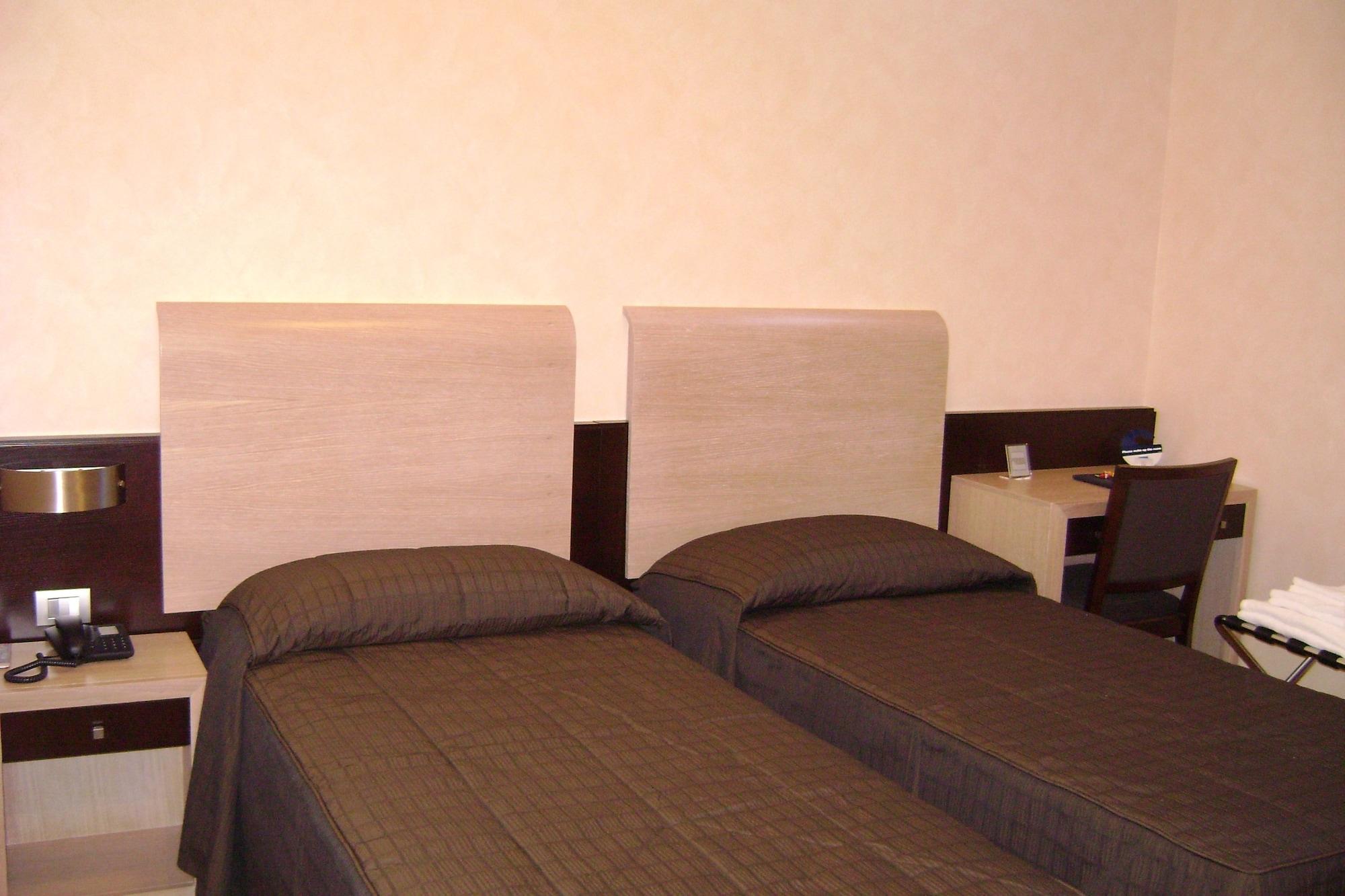 Eh Rome Airport Euro House Hotels Fiumicino Zewnętrze zdjęcie