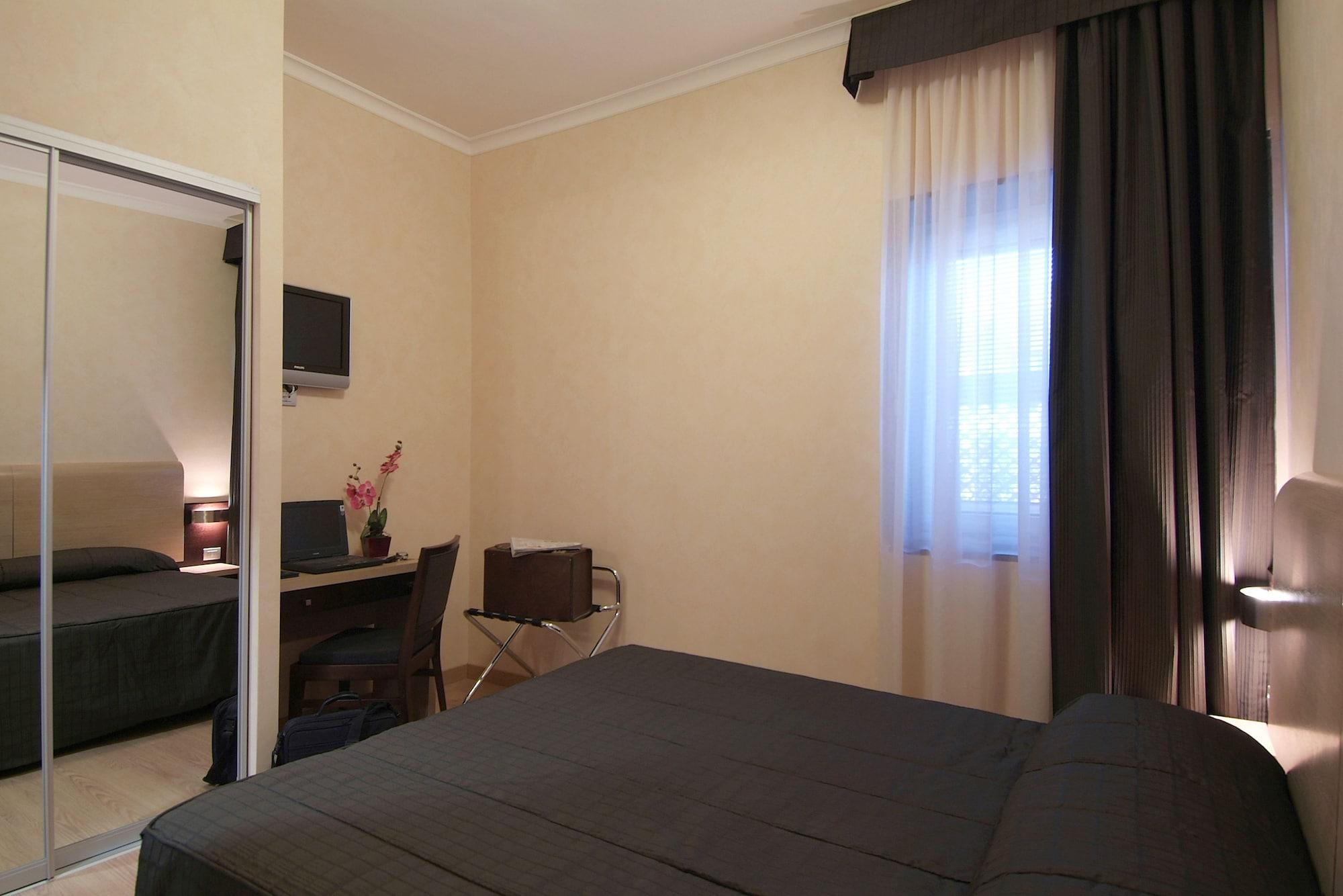 Eh Rome Airport Euro House Hotels Fiumicino Zewnętrze zdjęcie