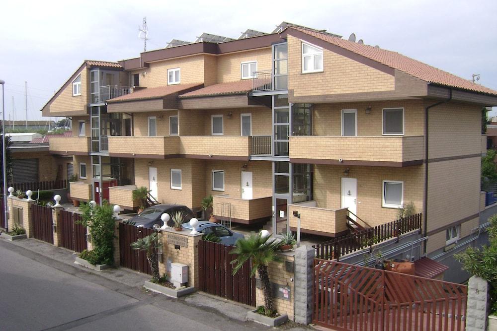 Eh Rome Airport Euro House Hotels Fiumicino Zewnętrze zdjęcie