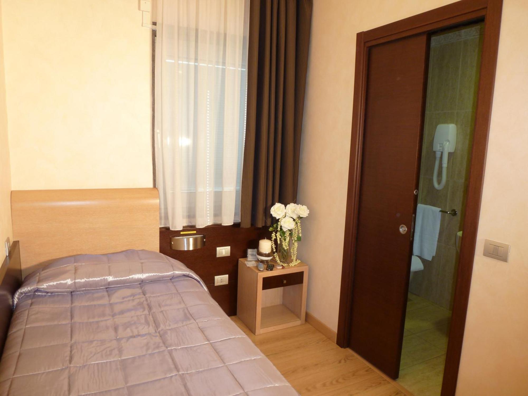 Eh Rome Airport Euro House Hotels Fiumicino Zewnętrze zdjęcie