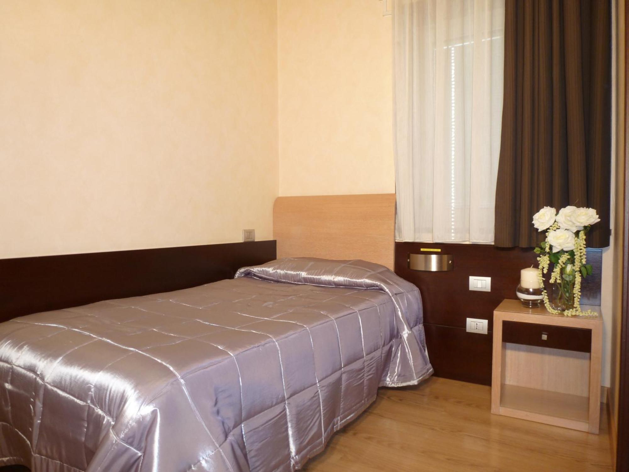 Eh Rome Airport Euro House Hotels Fiumicino Zewnętrze zdjęcie