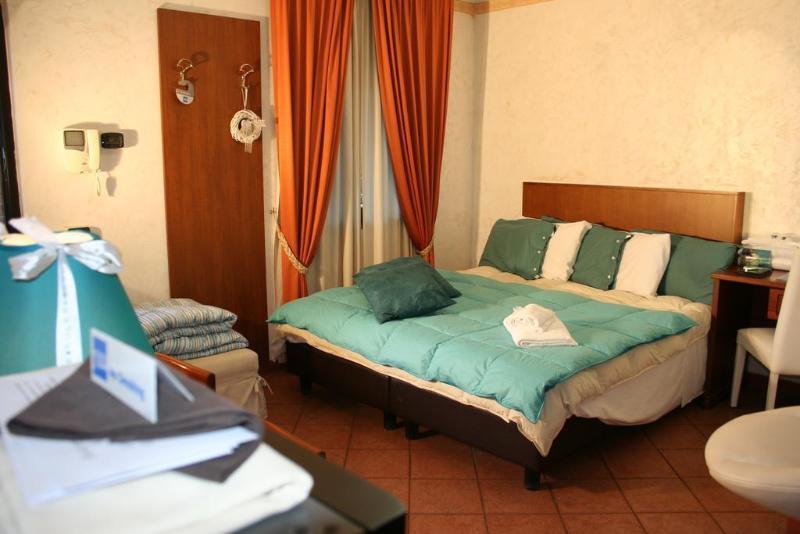 Eh Rome Airport Euro House Hotels Fiumicino Zewnętrze zdjęcie