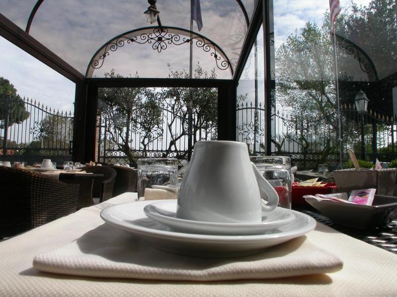 Eh Rome Airport Euro House Hotels Fiumicino Zewnętrze zdjęcie